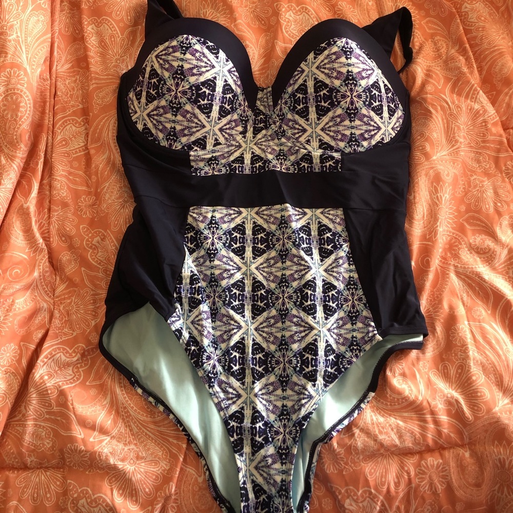 Cute plus size Adore Me swim suit.